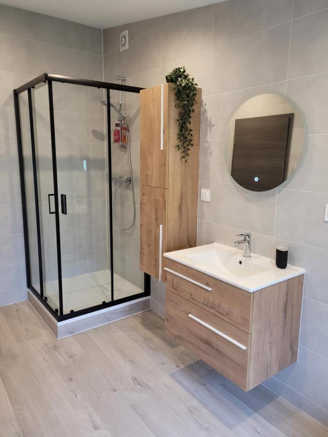 Il Vialetto , Appartement Milano , Spacieux, Tout Confort, Au Calme Jeumont المظهر الخارجي الصورة